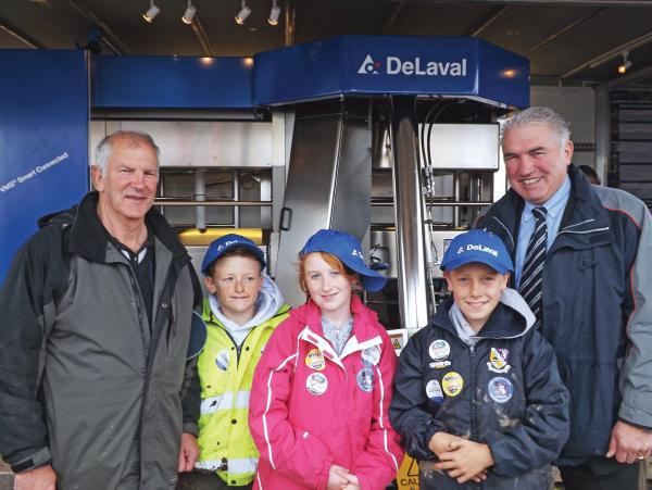 DeLaval advice with monitor camera offer DeLaval advice with monitor camera offer