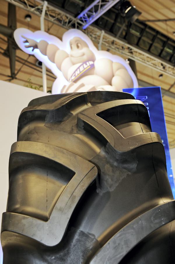 PneuTrac is a revolutionary tyre concept from Mitas
PneuTrac is a revolutionary tyre concept from Mitas