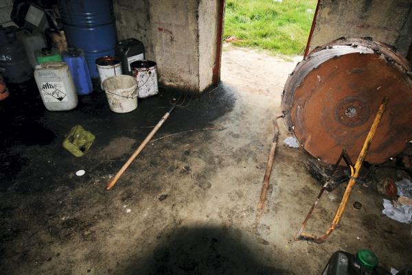 Thieves target property of grieving farmer Thieves target property of grieving farmer