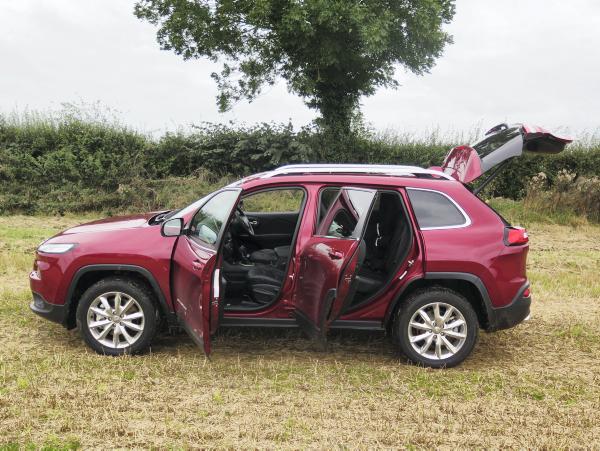 Cherokee boasts new style and performance Cherokee boasts new style and performance