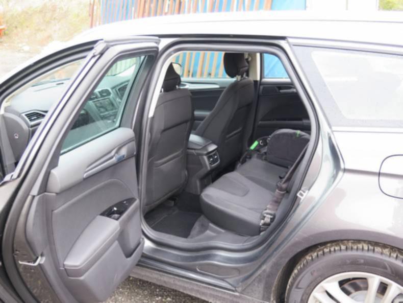 Ford’s new Mondeo trims its diet despite its size Ford’s new Mondeo trims its diet despite its size