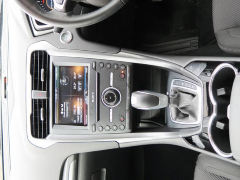 Ford’s new Mondeo trims its diet despite its size Ford’s new Mondeo trims its diet despite its size