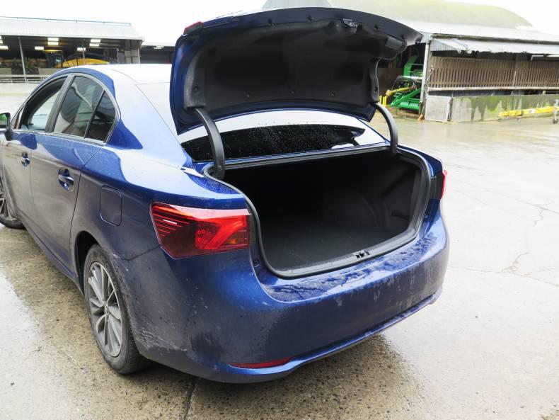 Drivelines: New Avensis brings smoothness with lower running costs Drivelines: New Avensis brings smoothness with lower running costs