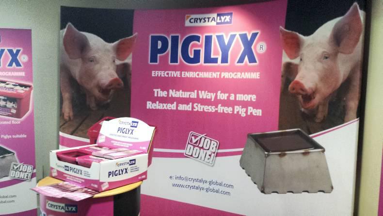 New mineral supplement may improve cow's fertility New mineral supplement may improve cow's fertility