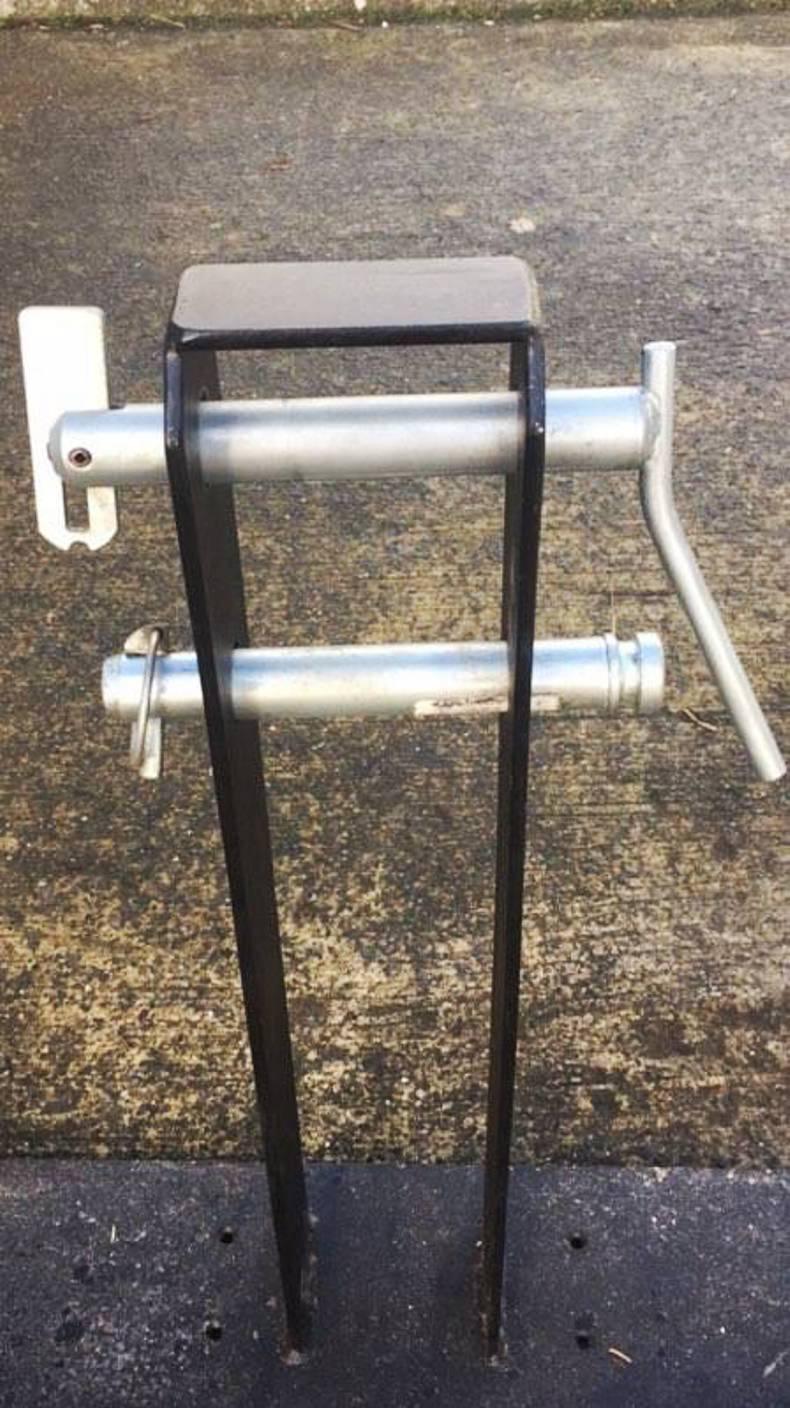 Labour-saving tip: Safety Bolt Labour-saving tip: Safety Bolt