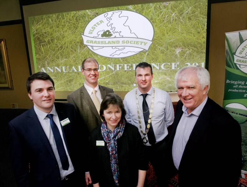 Focus in on low-cost milk production - UGS Focus in on low-cost milk production - UGS