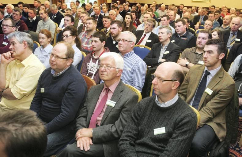 Focus in on low-cost milk production - UGS Focus in on low-cost milk production - UGS