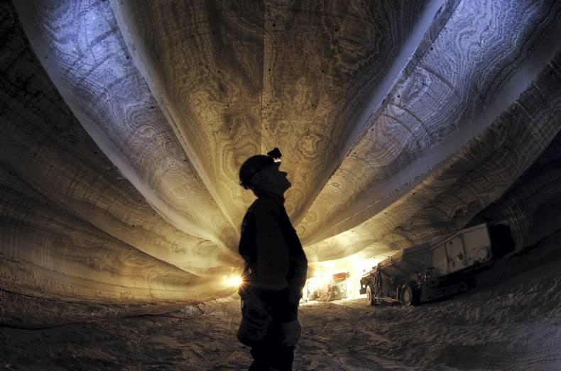 China agrees long-awaited potash deal to set floor on price China agrees long-awaited potash deal to set floor on price