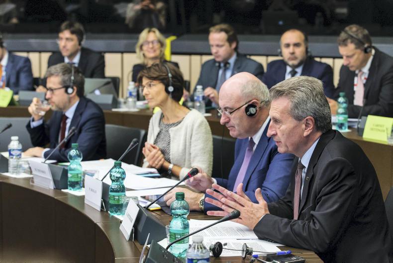 CAP 2020: five scenarios for one budget CAP 2020: five scenarios for one budget