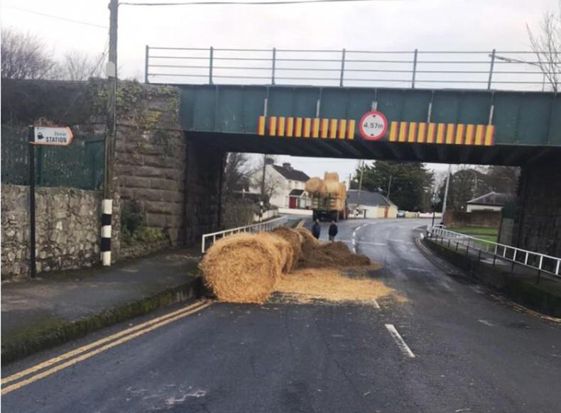 Gardaí issue warning as straw trailer strikes bridge
