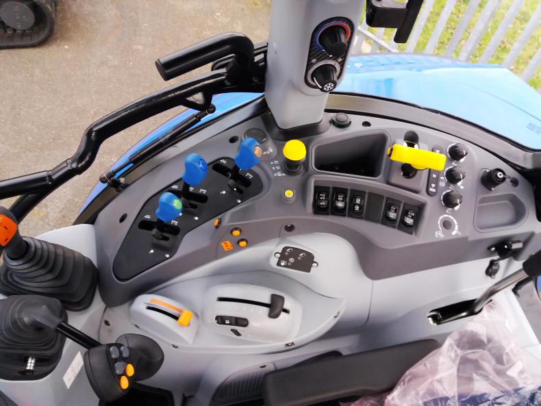 Tractor test drive: New Holland T5. 120 Tractor test drive: New Holland T5. 120