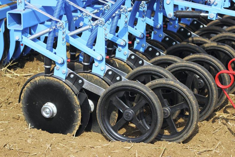 Tillage management: time to wind up rape planting Tillage management: time to wind up rape planting