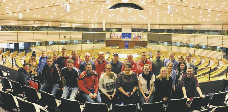 Macra members attend prize winners' trip in Belgium Macra members attend prize winners' trip in Belgium