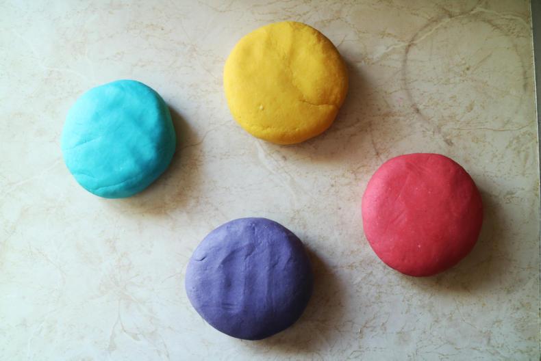 No need to panic: make your own play-doh recipe No need to panic: make your own play-doh recipe