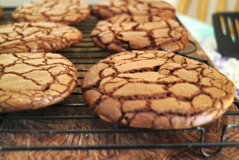 These brownie batter cookies are fudgy and delicious These brownie batter cookies are fudgy and delicious