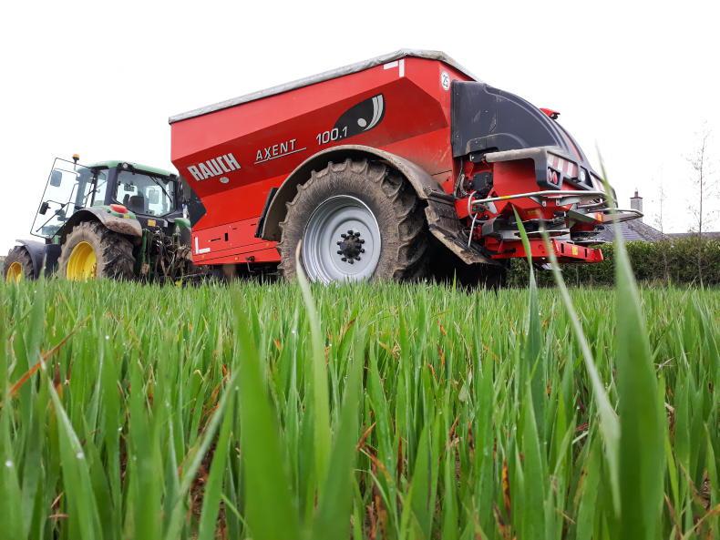 Efficient fertiliser use requires efficient spreading and reduced losses Efficient fertiliser use requires efficient spreading and reduced losses