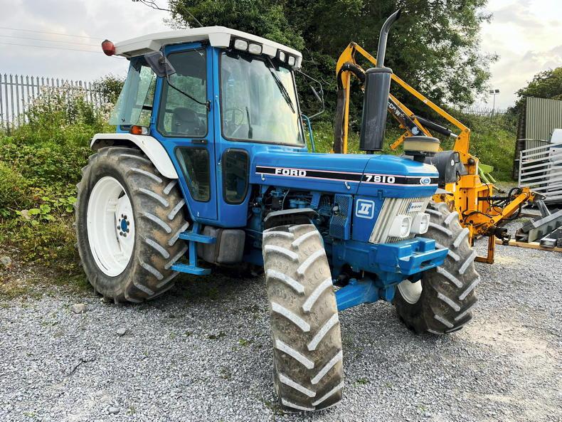 A 2017 Hitachi Zaxis 38U 3t digger sells for €26,250 at Hennessy’s auction A 2017 Hitachi Zaxis 38U 3t digger sells for €26,250 at Hennessy’s auction