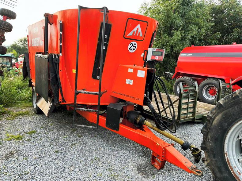 A 2017 Hitachi Zaxis 38U 3t digger sells for €26,250 at Hennessy’s auction A 2017 Hitachi Zaxis 38U 3t digger sells for €26,250 at Hennessy’s auction