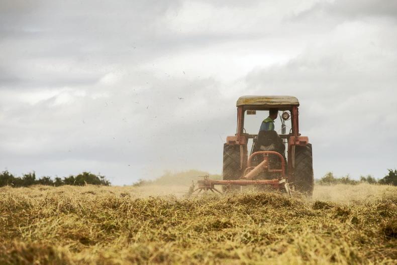 Red-hot trade for hay as tight supplies pushes prices Red-hot trade for hay as tight supplies pushes prices