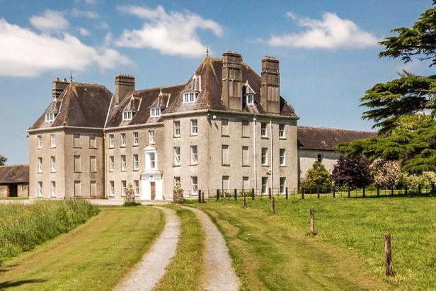 Coolmore accountant denies receiving confidential information from KPMG Coolmore accountant denies receiving confidential information from KPMG