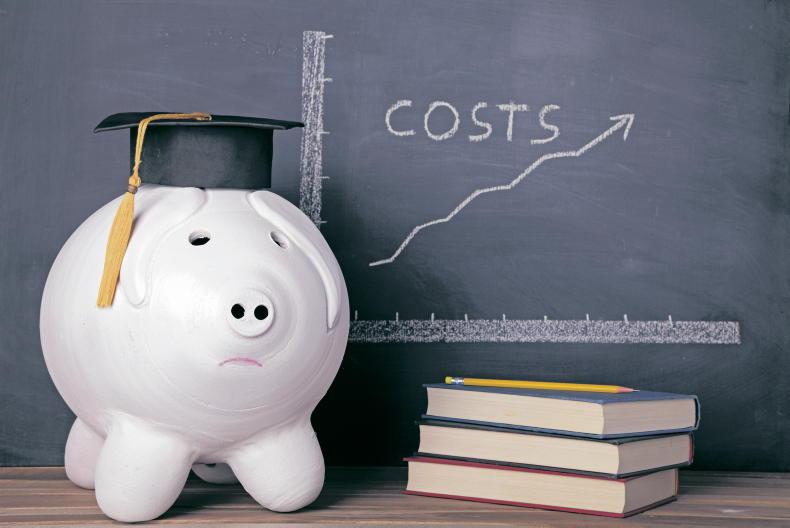 Crash course: the complete guide for new college goers Crash course: the complete guide for new college goers