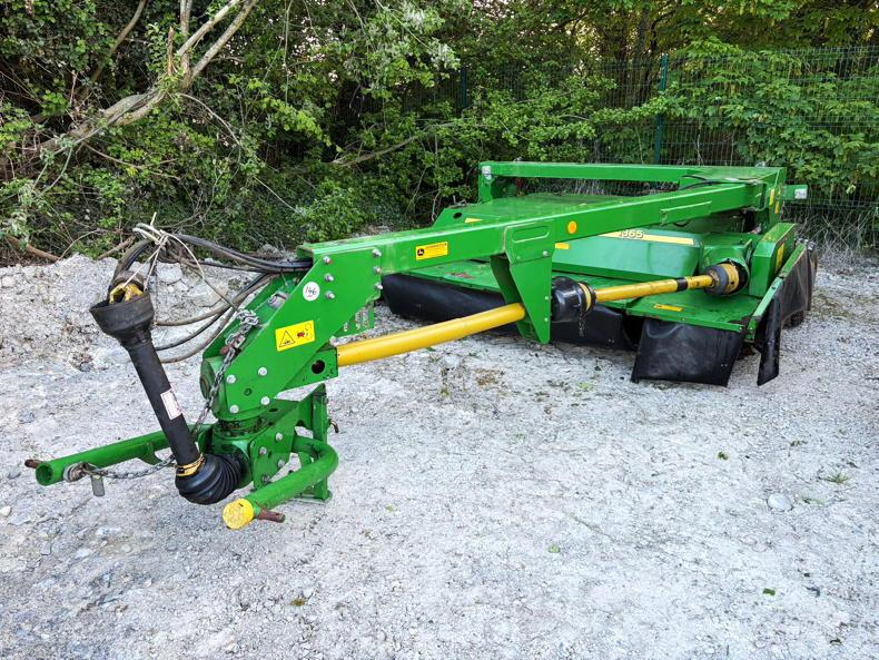 Low houred Deere tops Laois auction Low houred Deere tops Laois auction