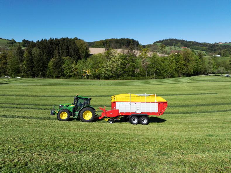 Pöttinger unveils latest grassland and tillage kit Pöttinger unveils latest grassland and tillage kit