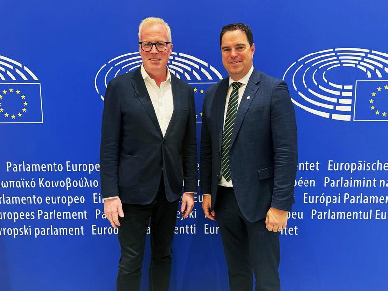 Farmers' CAP fears grow as ICOS urges Heydon to lead defence under EU presidency Farmers' CAP fears grow as ICOS urges Heydon to lead defence under EU presidency