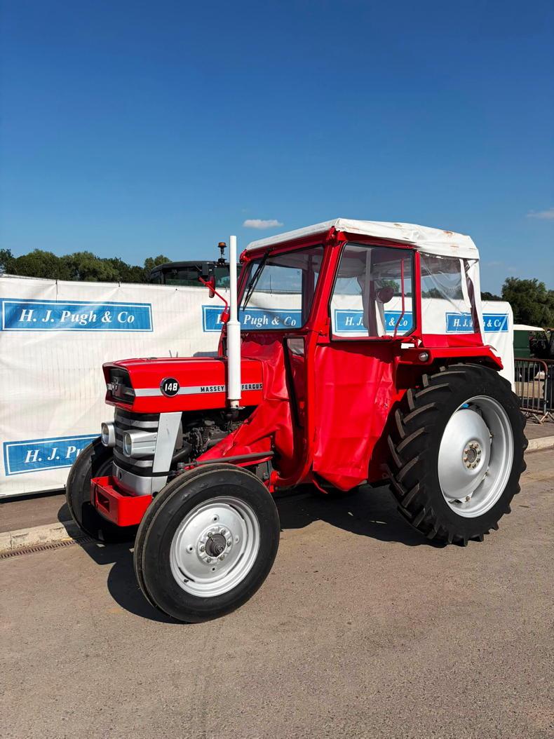Vintage Ford 7000 sells for over €58,000 at auction Vintage Ford 7000 sells for over €58,000 at auction