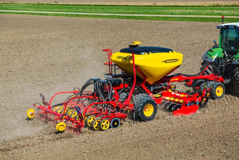 Wicklow contractor running both disc and power harrow drills Wicklow contractor running both disc and power harrow drills