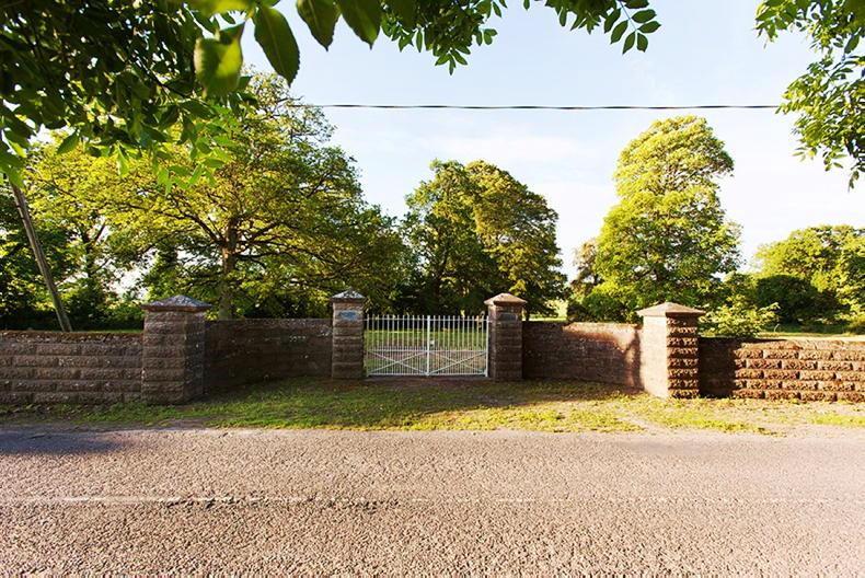 Waterford farm owned by Coolmore sells for more than €4m Waterford farm owned by Coolmore sells for more than €4m