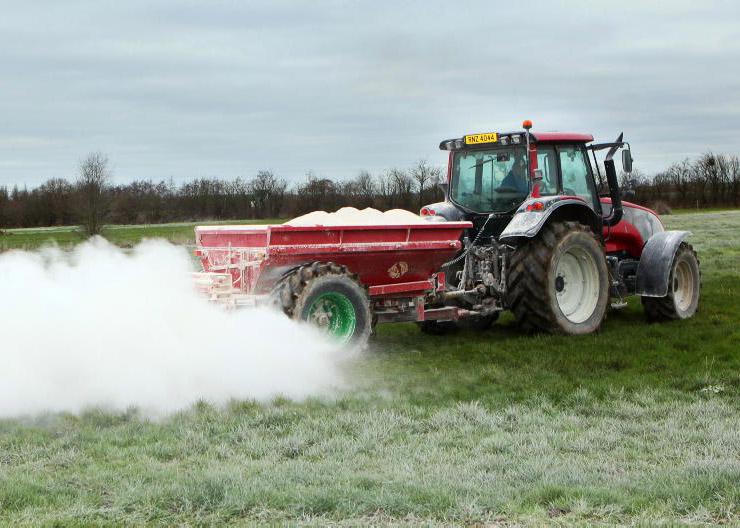 Beef management: closing paddocks, nutrient application and ration composition Beef management: closing paddocks, nutrient application and ration composition