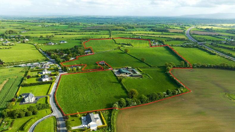 Tipp land sells for just under €31,000/ac at auction Tipp land sells for just under €31,000/ac at auction