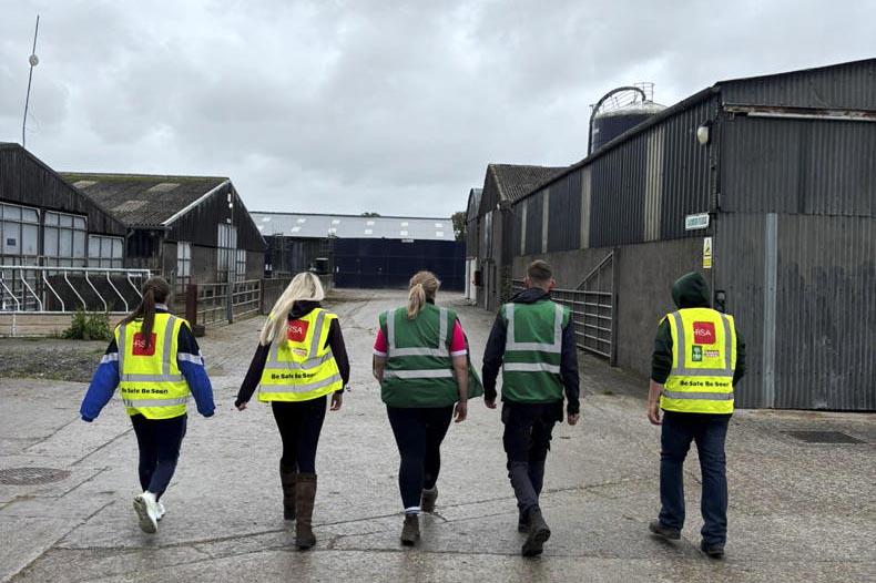 New Level 4 course opens pathway into agricultural studies New Level 4 course opens pathway into agricultural studies