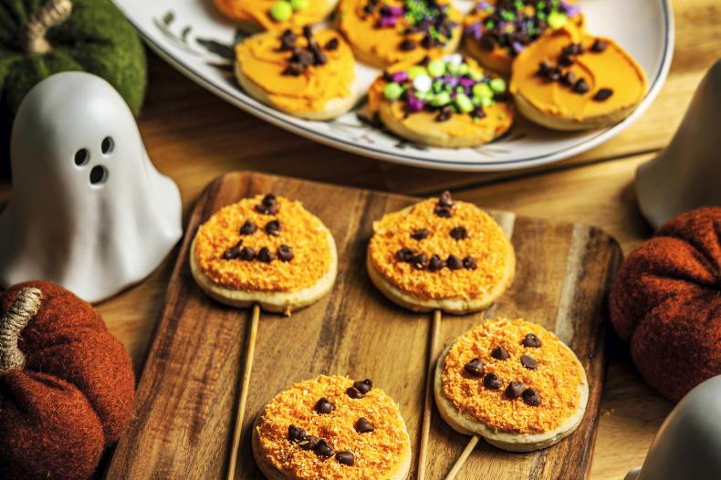 Neven Maguire: spooky bakes for the family Neven Maguire: spooky bakes for the family