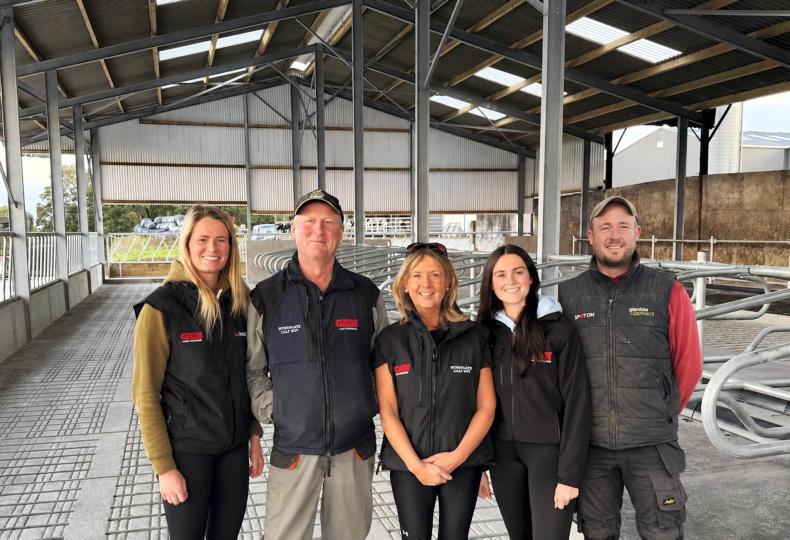 One new shed tackles two problems on this 180-cow Kilkenny dairy farm One new shed tackles two problems on this 180-cow Kilkenny dairy farm